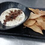 Labne con Zataar y Aceitunas